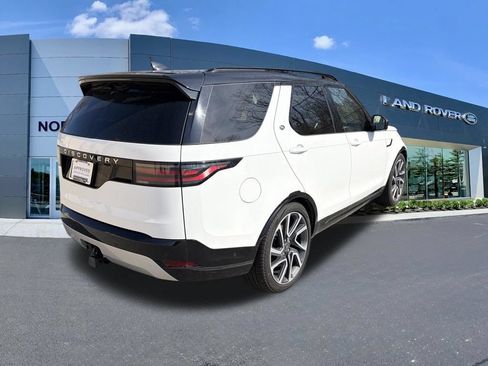 Certified 2025 Land Rover Discovery Metropolitan Edition AWD/4WD image 8
