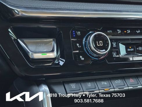 Used 2025 GMC Sierra 2500 Denali AWD/4WD image 42