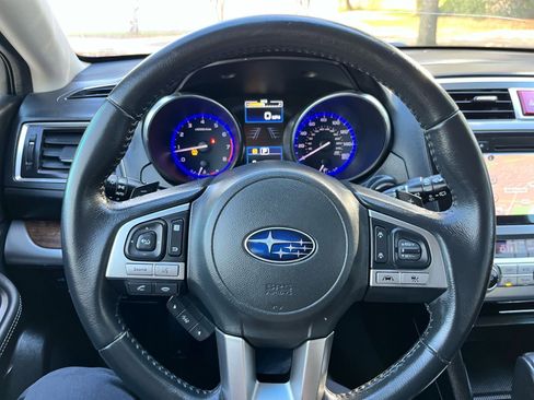 Used 2017 Subaru Outback 3.6R Limited image 27