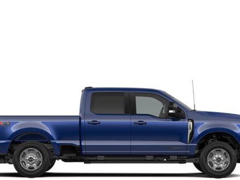 New 2026 Ford F250 XLT w/ XLT Premium Package AWD/4WD image 5