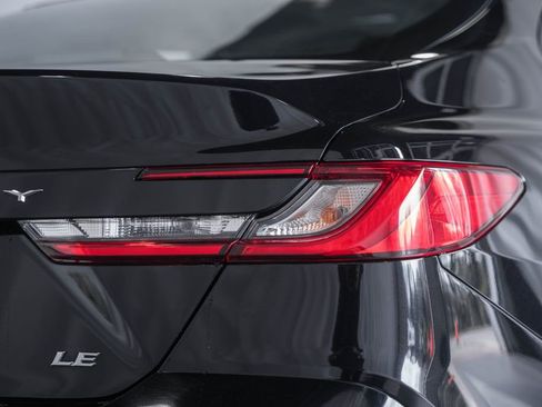 Used 2025 Toyota Camry LE image 6