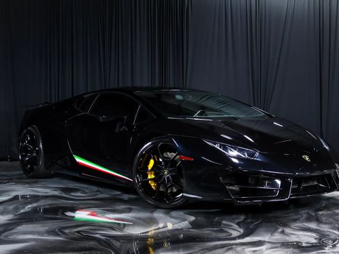 Used 2018 Lamborghini Huracan LP 580-2 RWD image 22