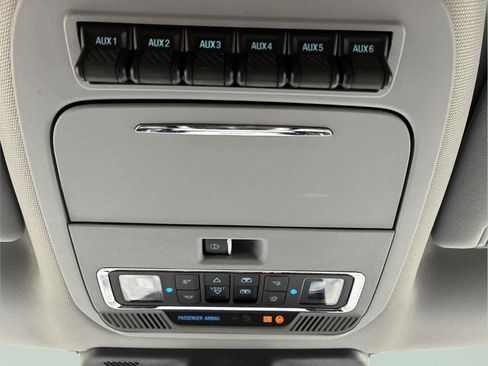 Used 2023 Ford F250 Lariat w/ Lariat Ultimate Package AWD/4WD image 34
