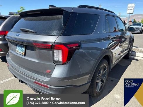 Used 2025 Ford Explorer ST AWD/4WD image 4