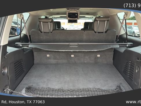 Used 2016 GMC Yukon XL SLT w/ Open Road Package RWD image 30