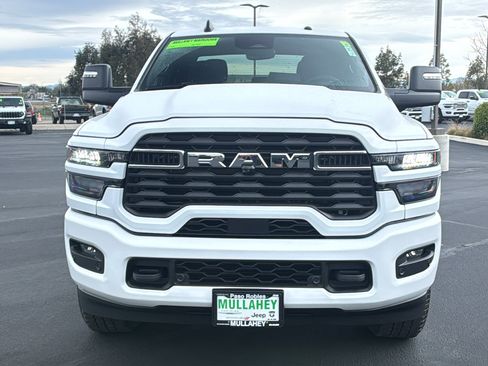 New 2026 RAM 2500 Big Horn AWD/4WD image 8