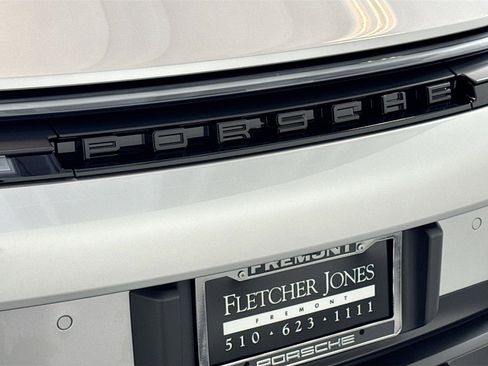 Certified 2025 Porsche 911 Carrera GTS image 25