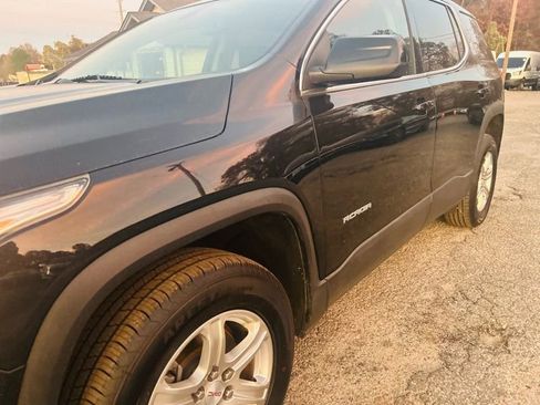 Used 2017 GMC Acadia SLE image 11