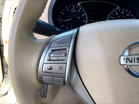 Used 2013 Nissan Altima 2.5 SV image 24