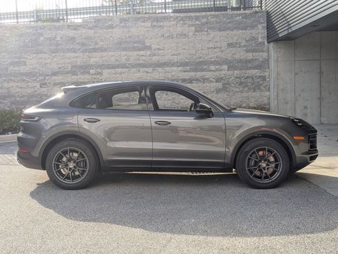 New 2026 Porsche Cayenne Coupe image 8