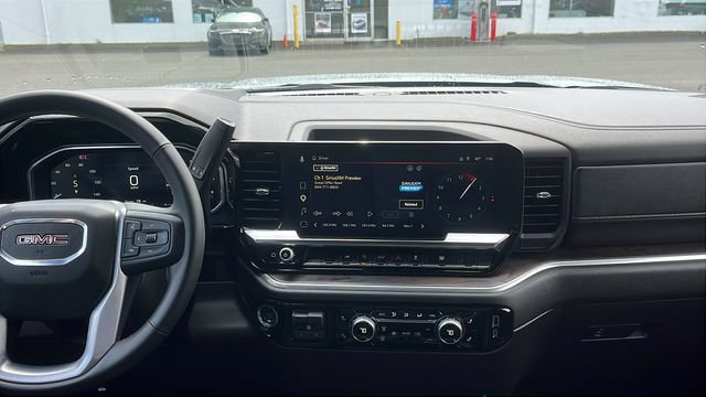 Used 2026 GMC Sierra 1500 SLT AWD/4WD image 22