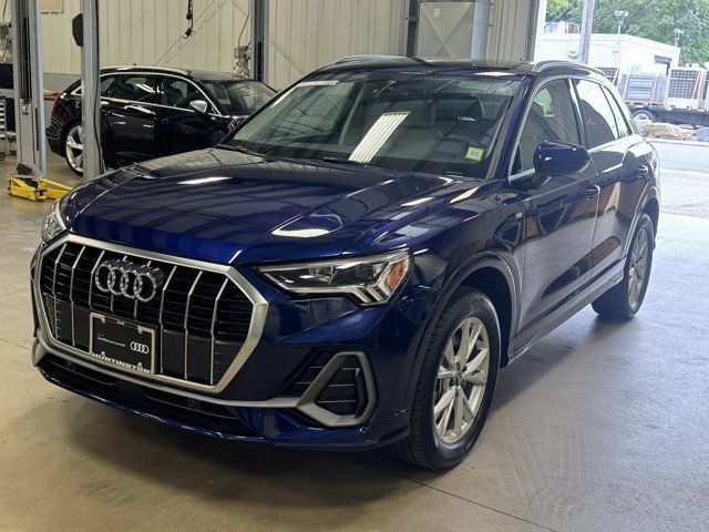 Certified 2023 Audi Q3 2.0T Premium w/ Convenience Package AWD/4WD image 8