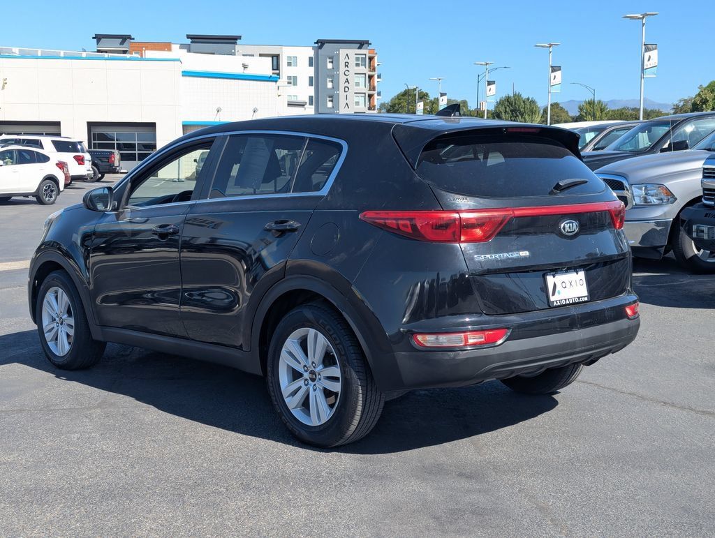 Used 2017 Kia Sportage LX FWD image 6