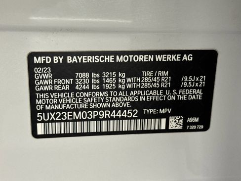 Used 2023 BMW X7 xDrive40i w/ M Sport Package image 19