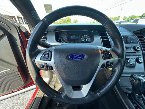 Used 2013 Ford Taurus SEL FWD image 12