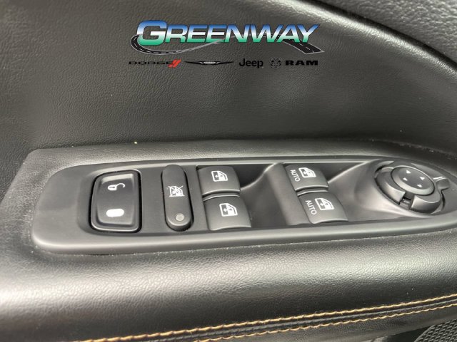 Used 2019 Jeep Compass Limited w/ Safety & Security Group FWD image 18