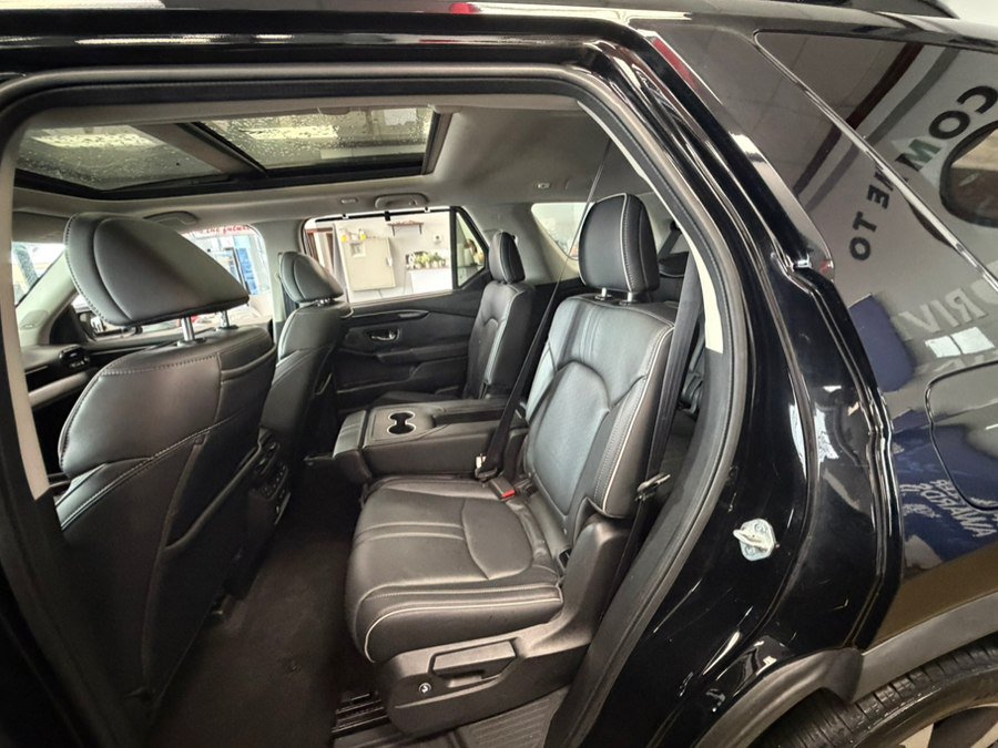 Used 2023 Honda Pilot Elite image 42