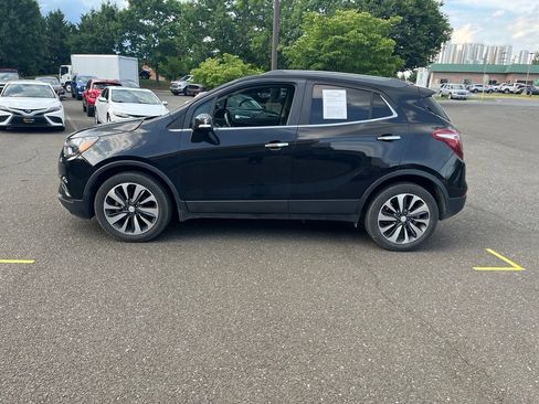 Used 2020 Buick Encore Essence FWD image 4