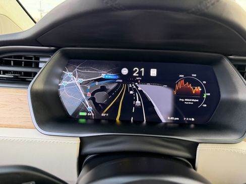 Used 2018 Tesla Model X 100D AWD/4WD image 24