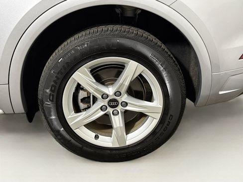 Used 2023 Audi Q5 2.0T Premium w/ Convenience Package AWD/4WD image 27