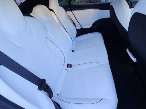 Used 2021 Tesla Model S Plaid AWD/4WD image 33