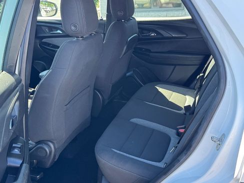 Used 2022 Chevrolet TrailBlazer LS FWD image 14