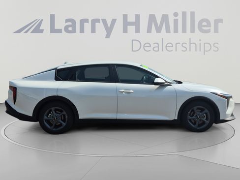 Used 2025 Kia K4 FWD image 6