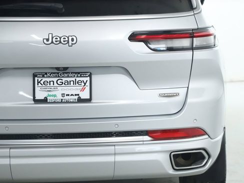 Used 2024 Jeep Grand Cherokee L Summit AWD/4WD image 47
