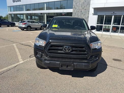 Used 2023 Toyota Tacoma SR AWD/4WD image 6