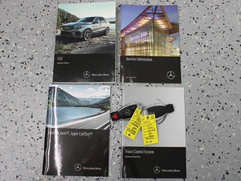 Used 2017 Mercedes-Benz GLE 400 4MATIC image 92