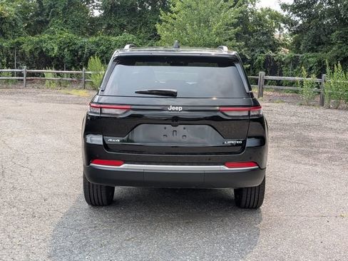 New 2026 Jeep Grand Cherokee Limited AWD/4WD image 4