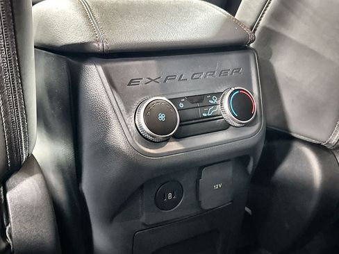 New 2026 Ford Explorer Active w/ Active Comfort Package RWD image 28