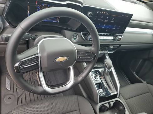 Certified 2023 Chevrolet Colorado LT w/ LT Convenience Package II AWD/4WD image 18