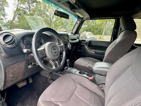 Used 2013 Jeep Wrangler Sport w/ Mopar Chrome Edition Group AWD/4WD image 9