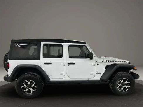 Used 2022 Jeep Wrangler Unlimited Rubicon w/ Cold Weather Group AWD/4WD image 6