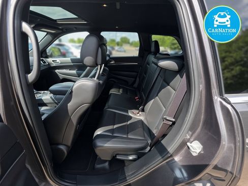 Used 2020 Jeep Grand Cherokee Limited AWD/4WD image 6