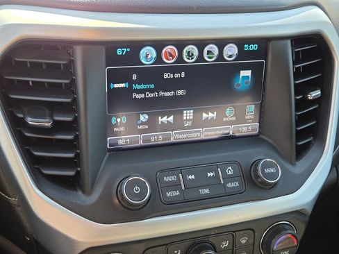 Used 2018 GMC Acadia SLT FWD image 30