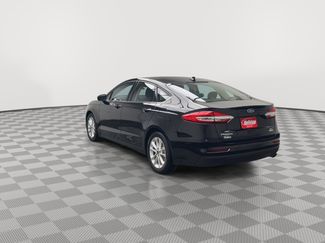Used 2019 Ford Fusion SE video 2