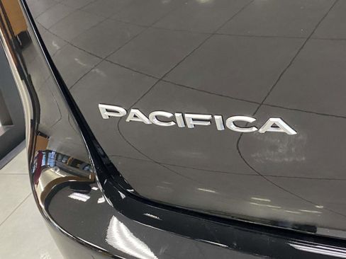 New 2026 Chrysler Pacifica Pinnacle w/ Trailer Tow Group image 26