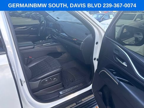 Used 2022 Cadillac Escalade Sport Platinum AWD/4WD image 24