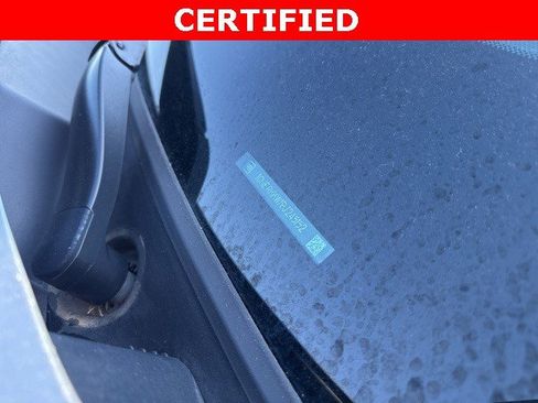 Used 2023 Chevrolet Traverse Premier w/ Redline Edition image 27