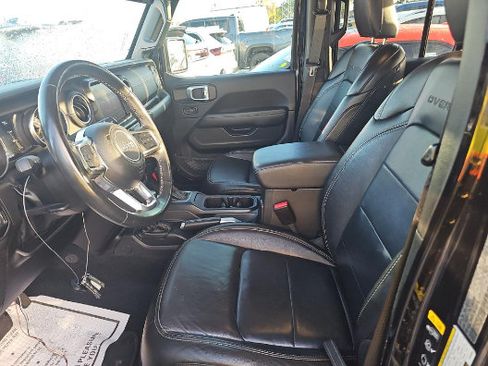 Used 2023 Jeep Gladiator Overland w/ Popular Equipment Package AWD/4WD image 9