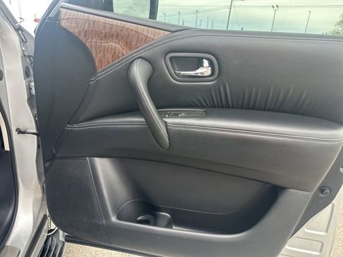 Used 2017 Nissan Armada Platinum AWD/4WD image 11