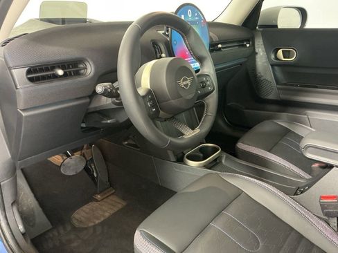 Certified 2025 MINI Cooper S FWD image 19