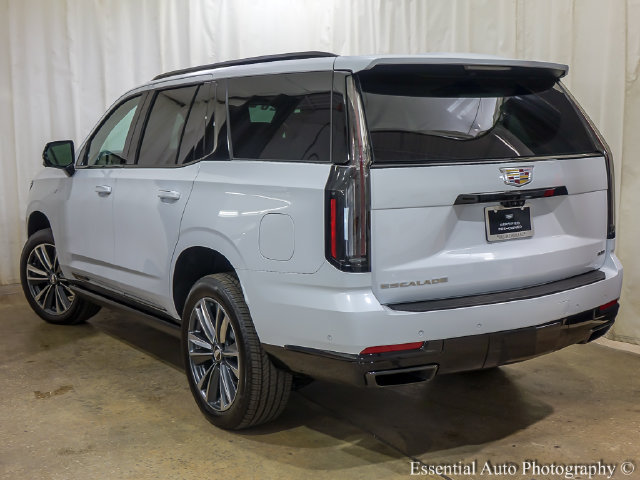 Used 2026 Cadillac Escalade Sport w/ LPO, Floor Liner Package AWD/4WD image 7