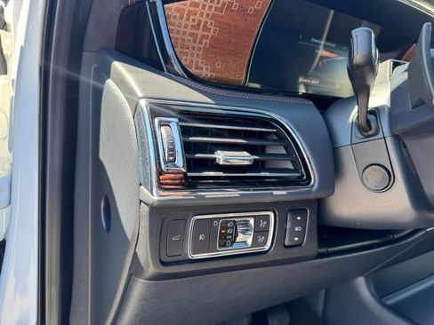 Certified 2022 Lincoln Navigator Black Label AWD/4WD image 14