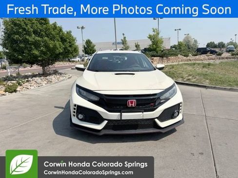 Used 2018 Honda Civic Type R image 2