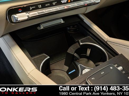 Used 2022 Mercedes-Benz GLE 350 4MATIC w/ Premium Package image 25