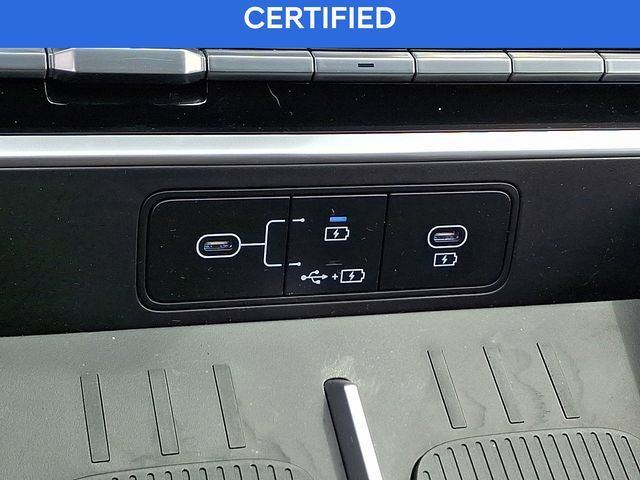 Certified 2025 Hyundai Santa Fe SE AWD/4WD image 25