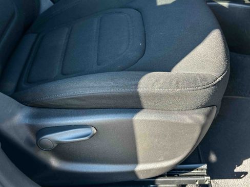 Used 2020 Jeep Renegade Latitude image 25